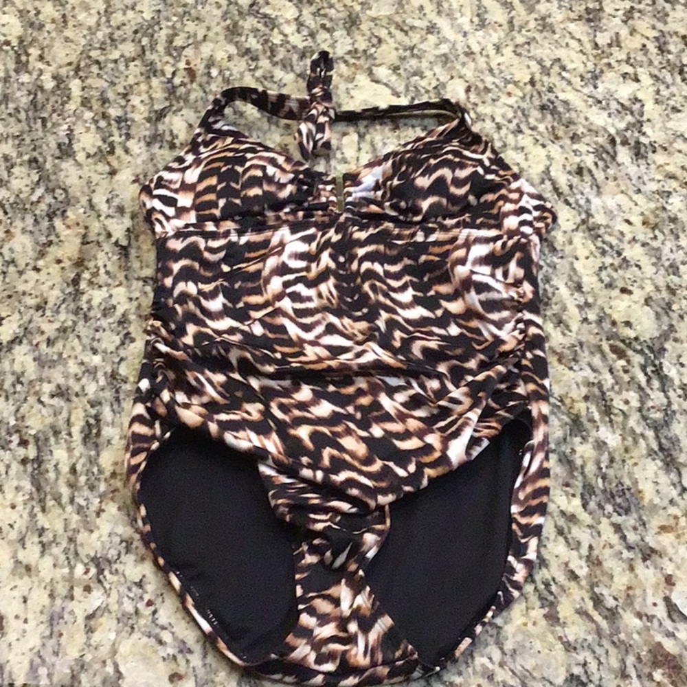 Aqua Green animal print swimsuit Sz M